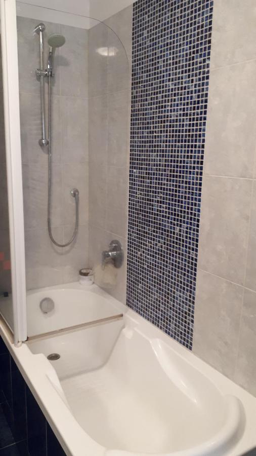 Ca'Saetta Bnb Holiday Home - Park & Go To Genoa Aquarium And Old Town 외부 사진